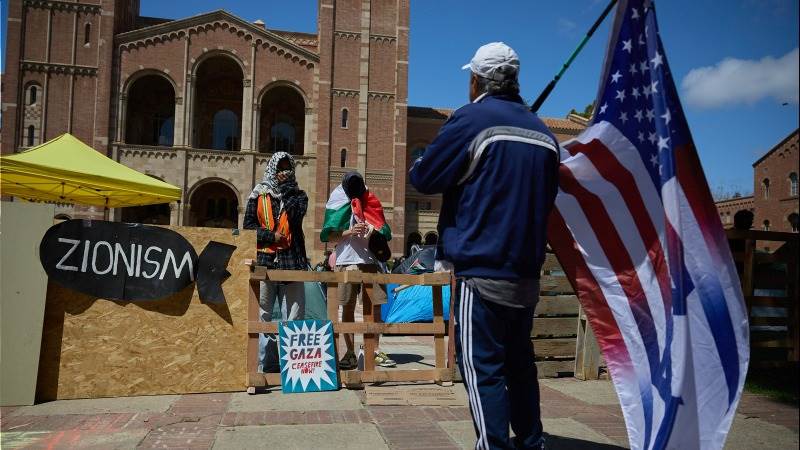 Clashes erupt between protesters at UCLA