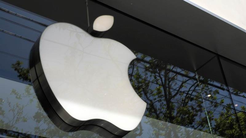 Berkshire Hathaway cuts Q1 Apple investments to $135.4B