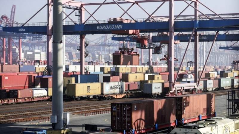 German trade surplus up to €22.3B in March