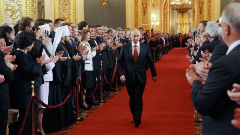 Putin officially begins 5th term as president