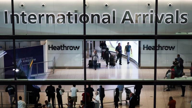 UK border force outage hits airports nationwide