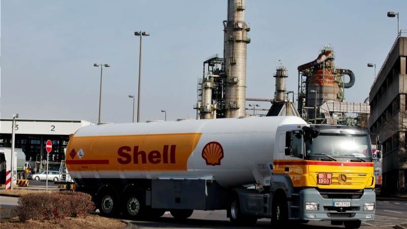 Shell agrees to sell Singapore refinery, petrochemical assets