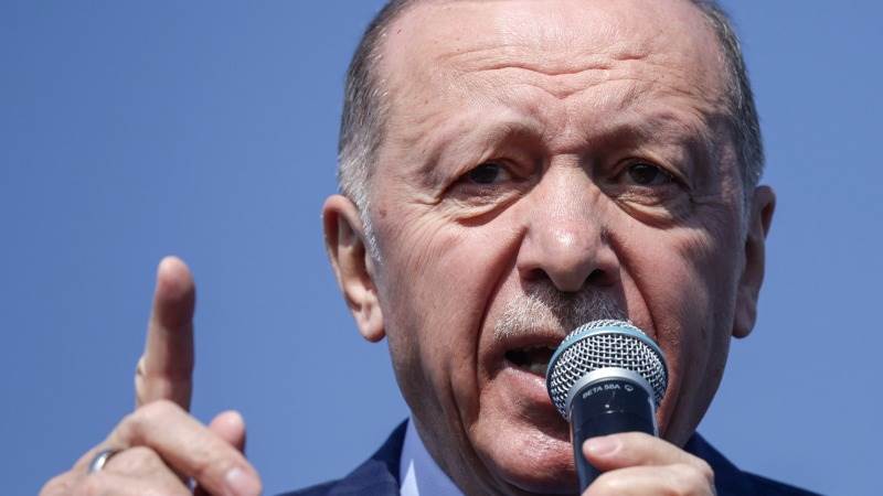 Erdogan: We will continue to stand by Hamas