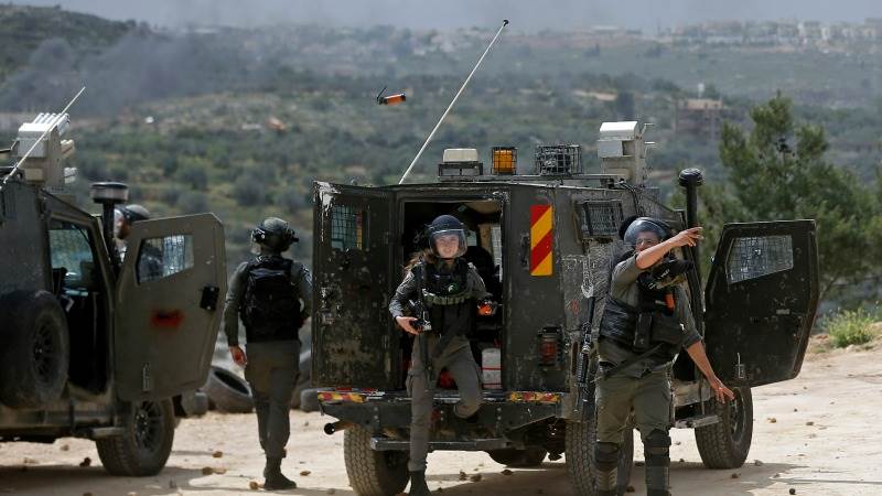 IDF says Israeli settlers injured 3 soldiers in West Bank