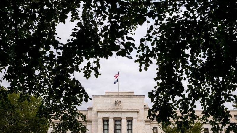 Fed’s Waller: Dollar still the world’s reserve currency