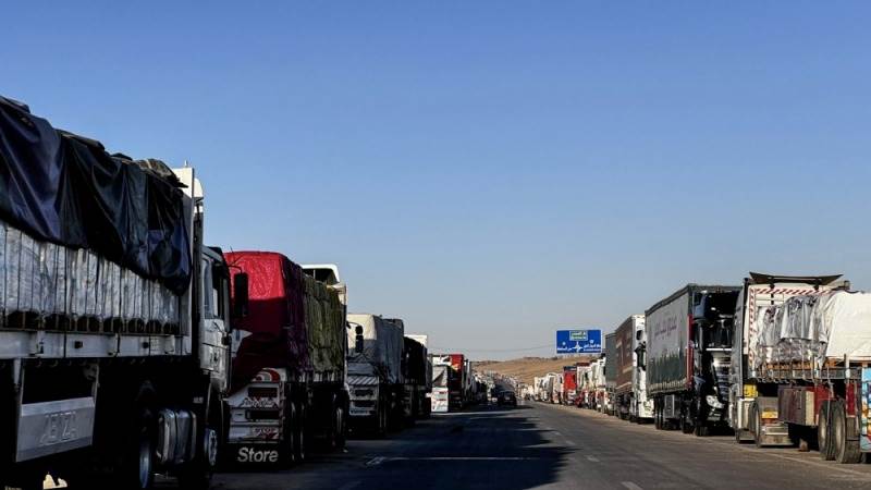 Aid trucks enter Gaza via Karem Abu Salem crossing