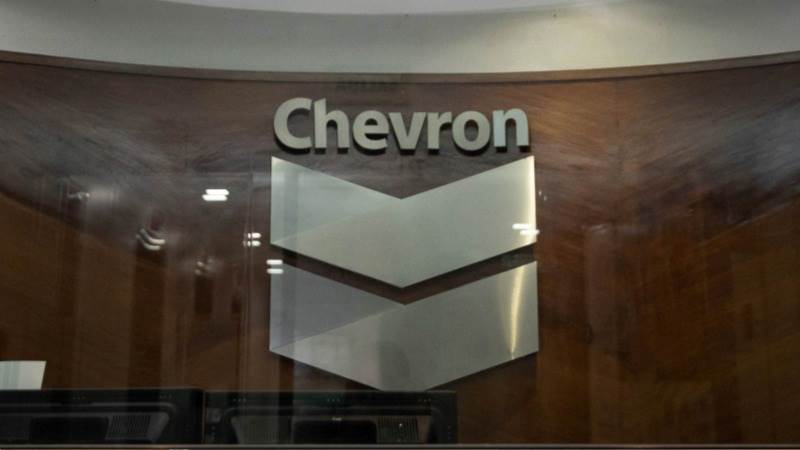 Guyana’s president roots for Chevron in Hess deal