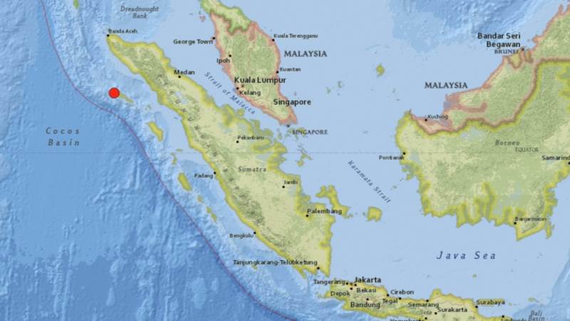 5.9-magnitude quake strikes near Sumatra