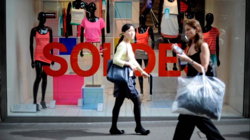 Eurozone consumer confidence slightly higher in May