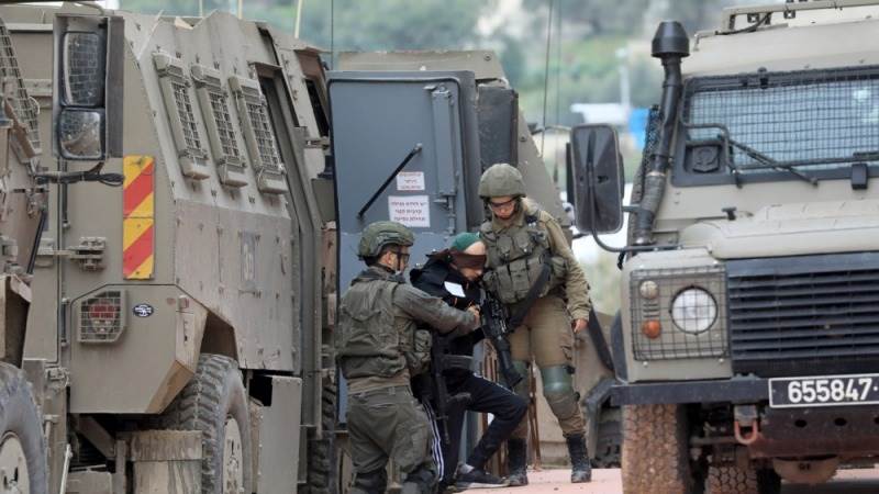 Israeli forces arrest 6 near West Bank’s Ramallah