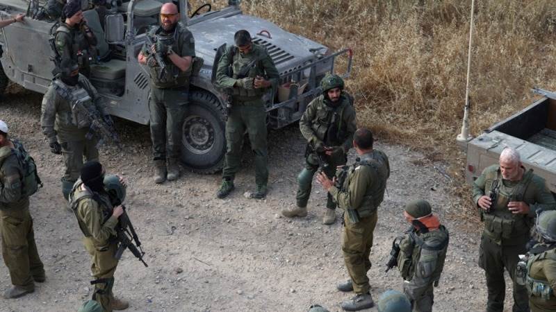 Israeli military conducts arrests and raids in West Bank