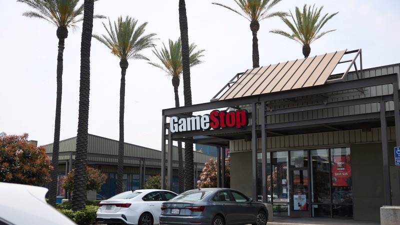 GameStop soars over 17% on Roaring Kitty news