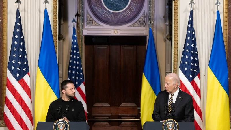 Biden unveils $225 million aid package for Ukraine