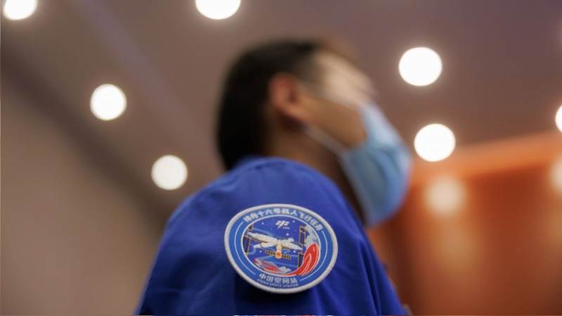 China picks group of astronauts for future space missions