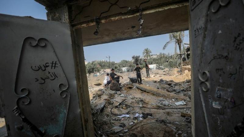 Israeli air strike in Gaza City kills 7