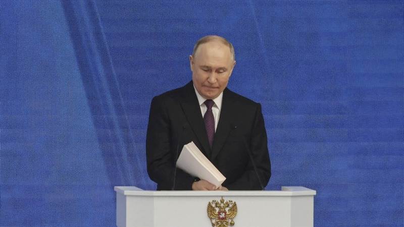 Putin calls for new global security system