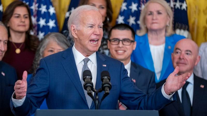 Biden: Secure border and giving citizenships can go together