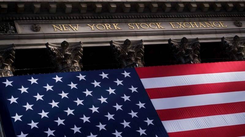 US markets close mostly higher after economic data