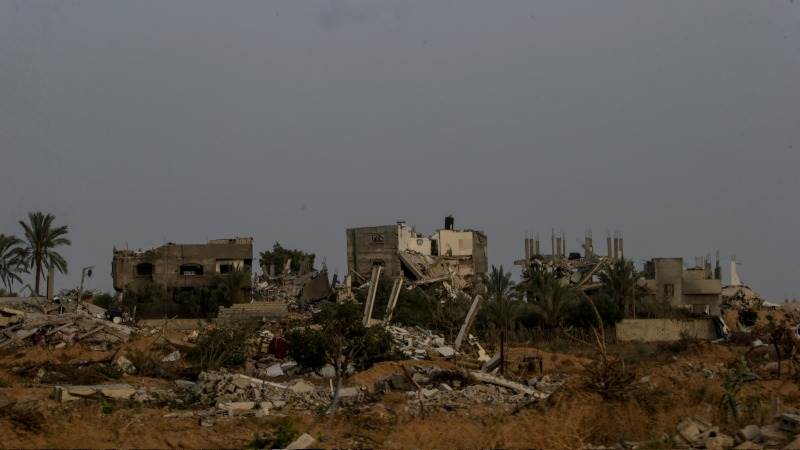 Israel strikes Gaza school used by Hamas