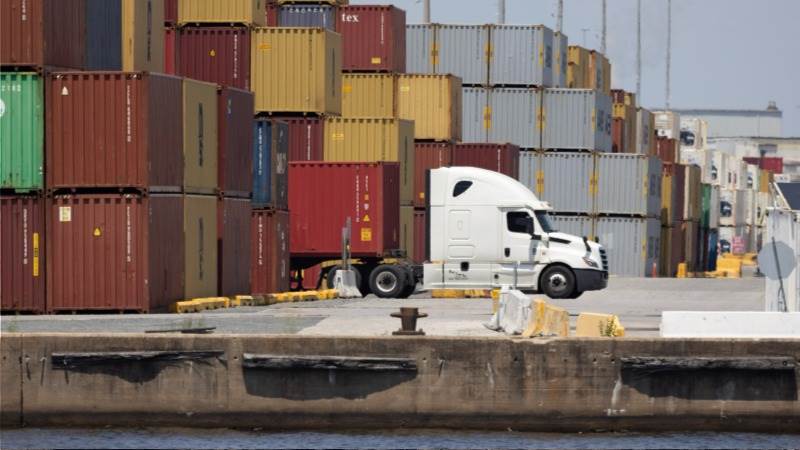 US goods trade deficit up to $100.6B in May