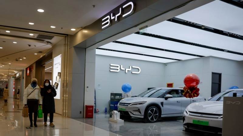 Research sees Chinese carmakers with 33% global market share by 2030