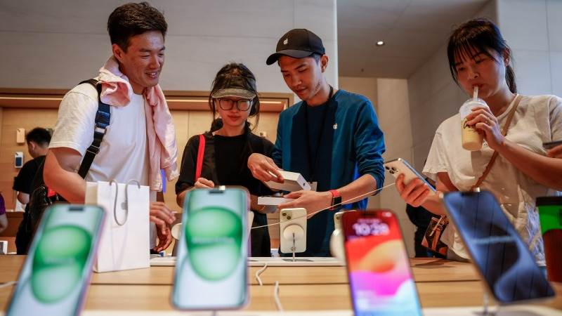 Apple’s iPhone sales in China jump 39.6% in May