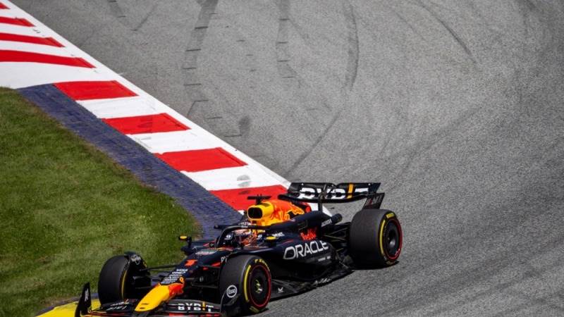 Verstappen takes pole for Austrian Grand Prix