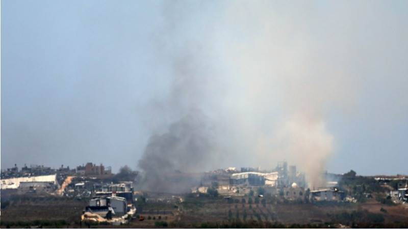 Hezbollah  attacks Israeli armored base, sparking fire