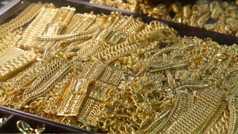 Gold jumps 1% after US jobs report