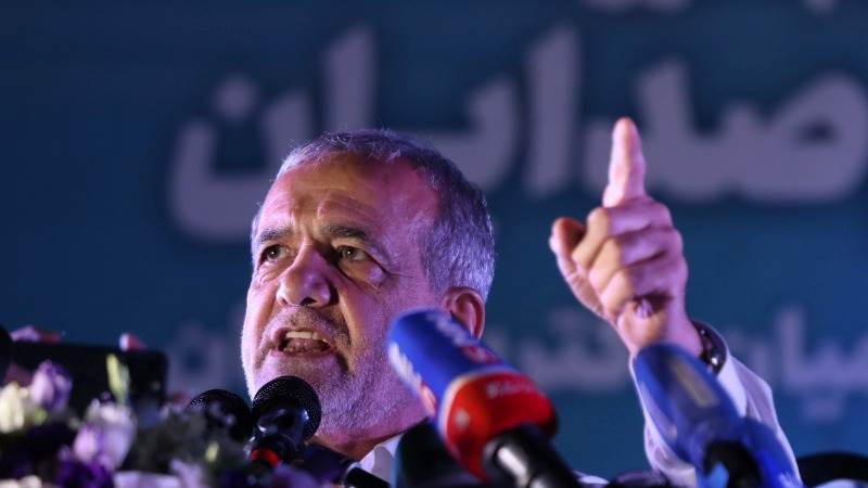 Early results show Pezeshkian on track to win Iranian elections