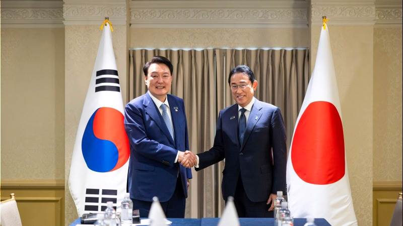 Yoon, Kishida meet to discuss N. Korea