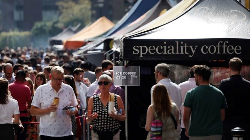 UK economy grows 0.4% in May