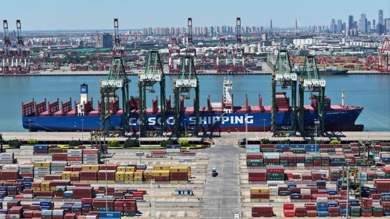 China’s trade surplus at $435B in H1