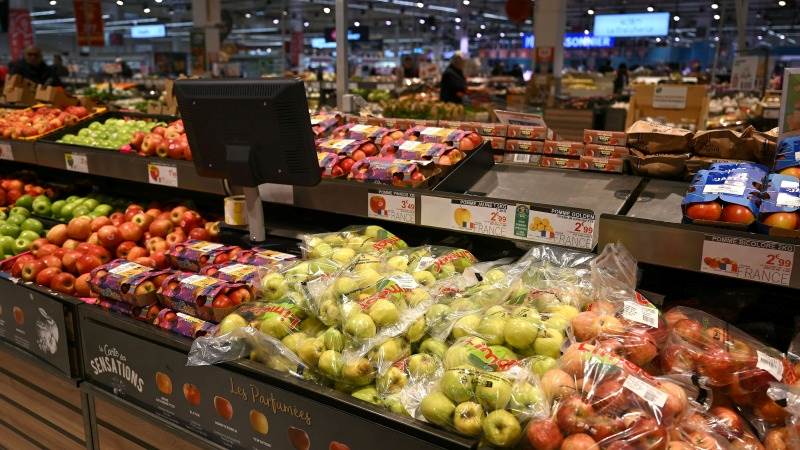 French annual inflation drops from 2.3% to 2.2% in June