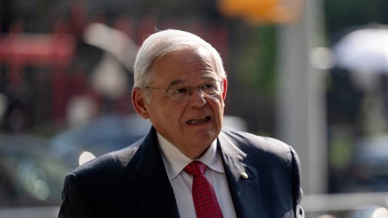 Jury begins deliberation in Sen. Menendez’s corruption trial