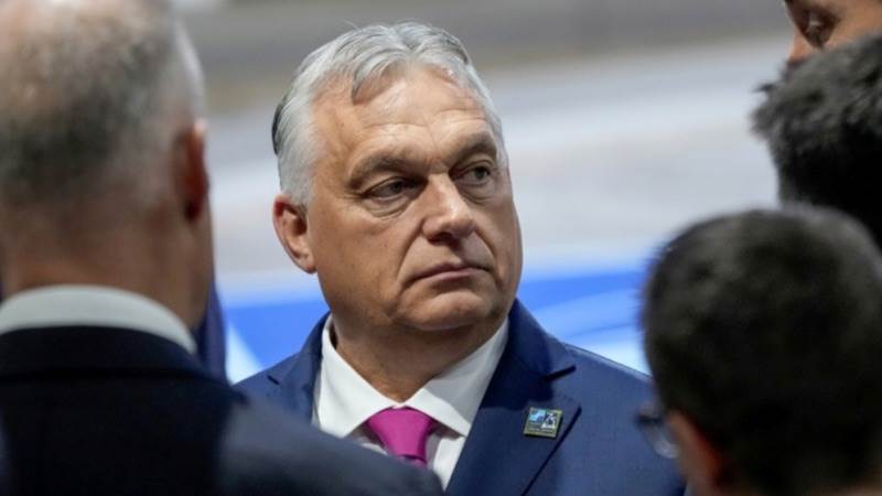 OPINION: Orbi et Orbán