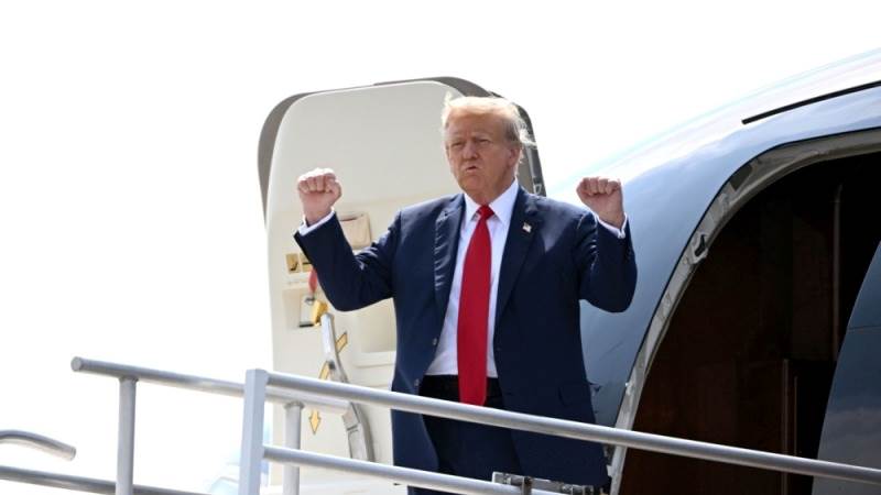 Trump heads to Milwaukee for RNC