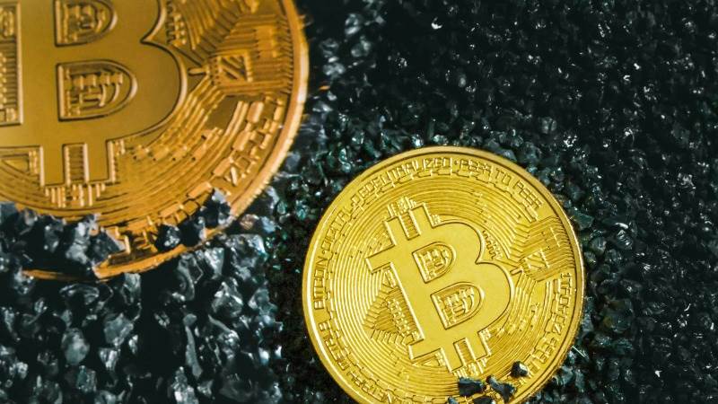 Bitcoin rallies 5.7%, climbs above $97K again