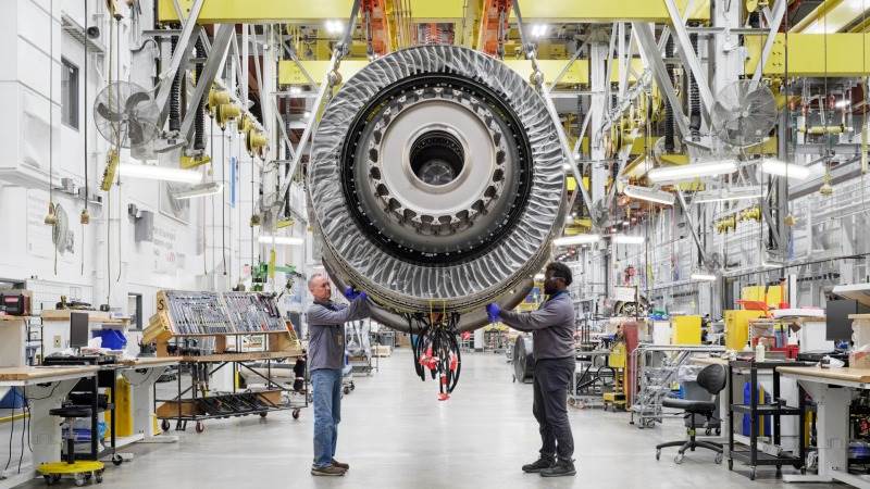 GE Aerospace’s Q2 total revenue up 4% to $9B