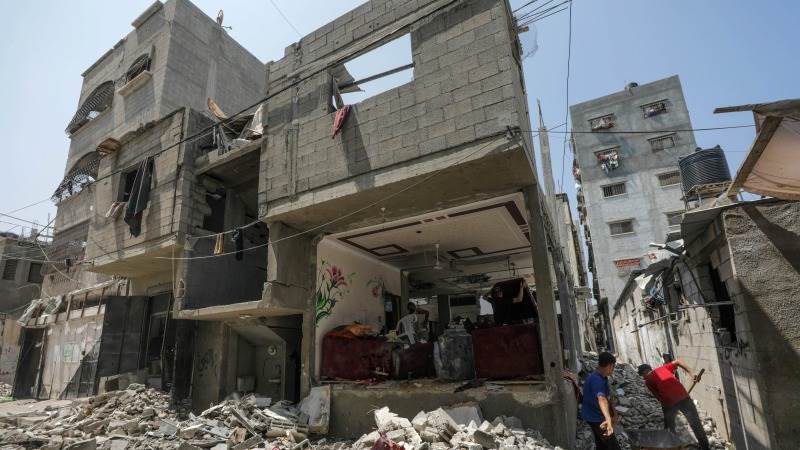 Israeli strike allegedly kills 5 in northern Gaza