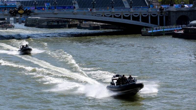 Second day of triathlon training in Seine canceled over pollution