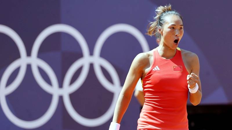 Zheng beats Swiatek, reaches Olympics finals