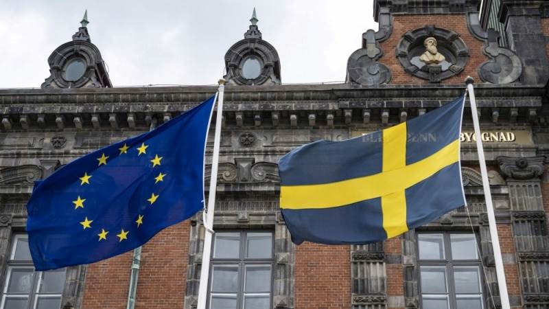 Sweden temporarily closes Beirut embassy