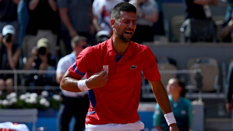 Djokovic beats Alcaraz to win his 1st Olympic gold medal