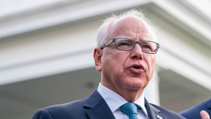 Harris reportedly chooses Walz as running mate