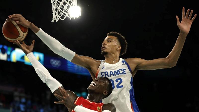 France reaches Olympic men’s basketball final after beating Germany