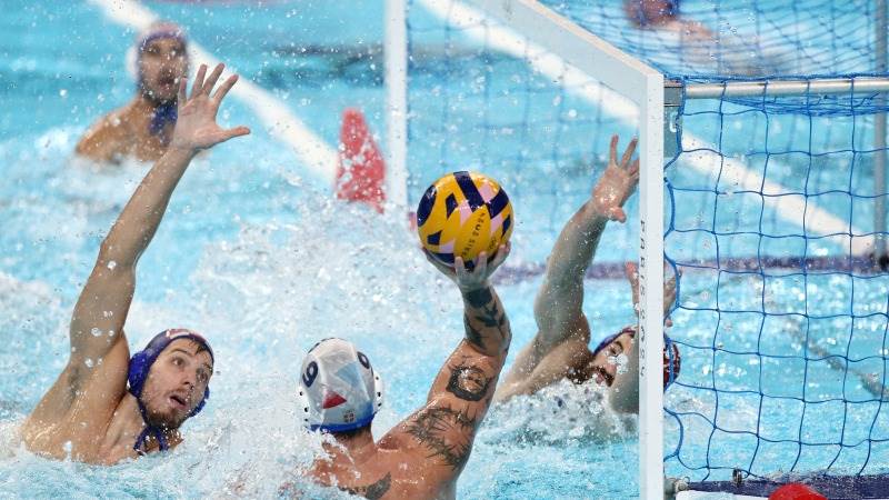 Serbia gets 3rd consecutive gold Olympic medal in water polo - Breaking The  News