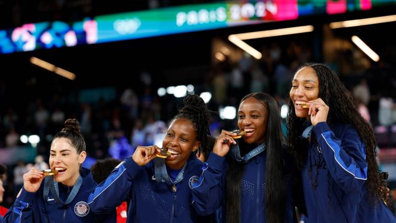 US women’s basketball team claims 8th straight gold