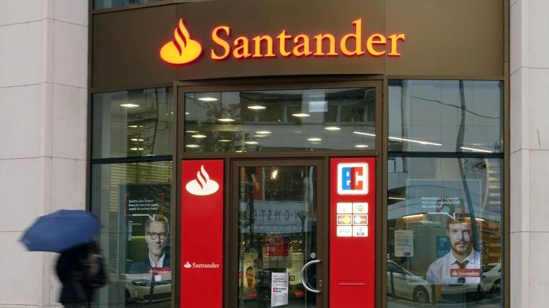 Amazon, Santander launch new card in Germany