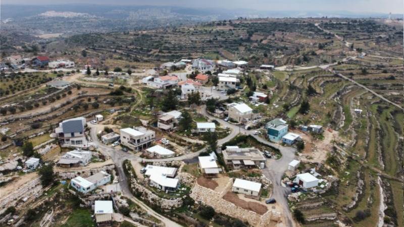 Israel okays new West Bank settlement near UNESCO site